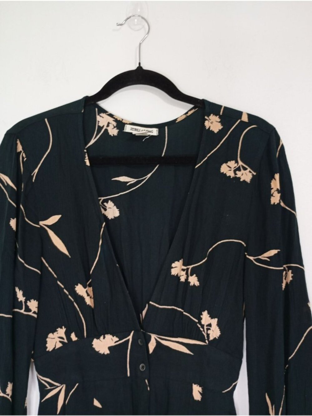 Billabong Black Floral Print Long Sleeve Button Front Mini Dress Size M India - Picture 3 of 12